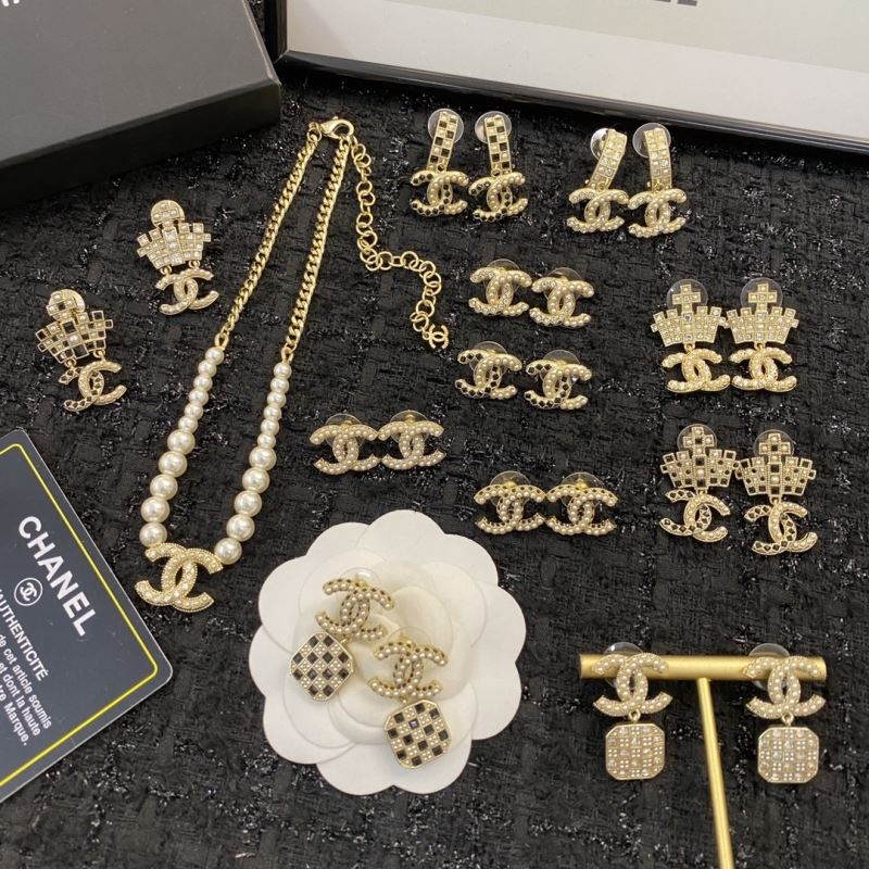 Chanel Necklaces